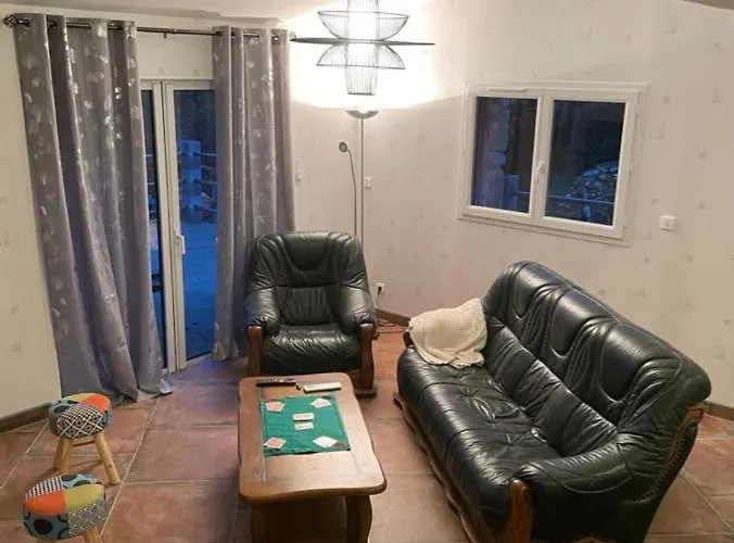 Les Meubles De Lassou بيت للعطل Lombers